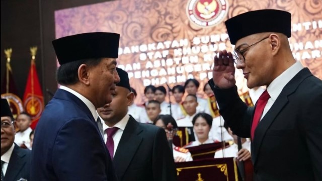 IRONI! Beda Nasib Efisiensi Anggaran: Kepala Daerah Dilarang Angkat Stafsus, Kementerian Jalan Terus