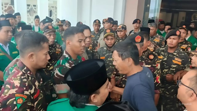 Waduh! Konfercab Ansor Surabaya Ricuh dan Gagal Digelar: Kursi Rusak, Kertas Registrasi Disobek