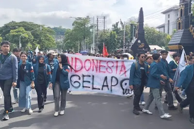 Media Asing Soroti Aksi Unjuk Rasa Mahasiswa #IndonesiaGelap