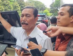 Ramai Tagar Indonesia Gelap, Luhut: Kau yang Gelap, Bukan Indonesia...