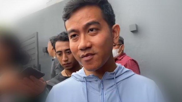 Gibran Pernah Temui Mahasiswa Demo Saat Jadi Walkot Solo, Publik: Kenapa Sekarang Nggak Berani? Takut Diajak Debat?