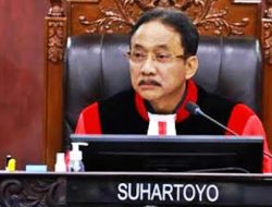 Suhartoyo Tidak Sah Jabat Ketua MK, Semua Putusan Pilkada Ilegal