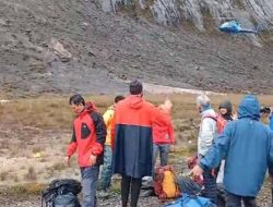 Termasuk Fiersa Besari, Ini Identitas 13 Pendaki Gunung Cartenz yang Selamat