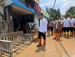 Blusukan Gibran ke Lokasi Banjir di Bekasi Tuai Kritik, Dinilai Tak Bawa Solusi: Pencitraan Wapres Gak Guna!