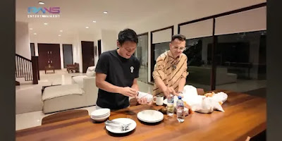 Tanpa wanita, Raffi Ahmad ungkap kondisi Ariel Noah saat makan sahur: kasihan banget hidupnya!