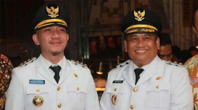 Foto Bupati dan Wakil Bupati Lebak Diduga Dijual ke Sekolah, Dibanderol Rp 300 Ribu