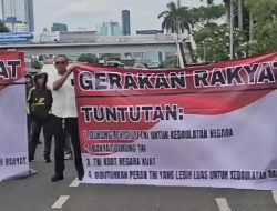 Usai Ditolak, Kini Ada Sekelompok Masyarakat Dukung DPR Segera Sahkan RUU TNI, Massa Bayaran?