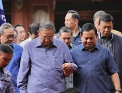 AHY Bongkar Upaya Pembenturan SBY dan Prabowo: Manuver Politik yang Memanas?