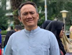 Andi Arief Ingatkan Dulu Pernah Ada Jenderal Aktif yang Urus Bencana dan Covid