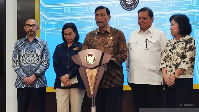 Klaim MBG Bisa Ciptakan 1,9 Juta Lapangan Kerja & Turunkan Kemiskinan, Luhut: Dampaknya Luar Biasa, Kami Semua Terperangah!