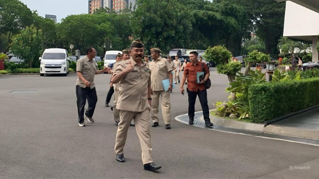 BREAKING NEWS! Prabowo Undang Persatuan Purnawirawan TNI AD ke Istana, Bahas Pemakzulan Gibran?