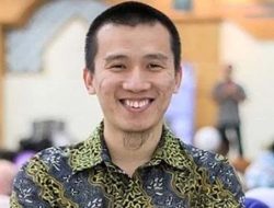 Diduga Sindir Video Gibran Suntik Like, Felix Siauw: Ubur-ubur Ikan Lele, Kapan Mau Hidup Riil di Dunia Nyata Le?