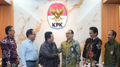 Tak Bisa Ditangkap KPK-Kejagung: Direksi PLN hingga Telkom Ha-ha Hi-hi