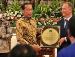Warganet Ungkit Dugaan Tipu-tipu Jokowi soal Plakat IRRI