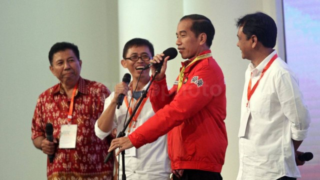 Hadir di Acara Reuni Akbar Kagama, Jokowi Cerita Dirinya Sering Ngutang Makan Saat Kuliah, Belum Dilunasi Sampai Lulus