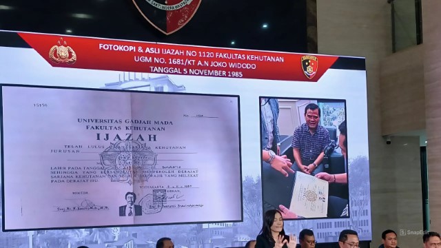 [BREAKING NEWS] Bareskrim Polri: Ijazah S1 UGM Jokowi Asli!