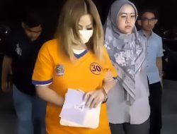 Kebohongan Jan Hwa Diana Akhirnya Terbongkar, Sembunyikan 108 Ijazah Karyawan Sentoso Seal di Rumahnya