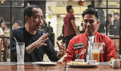 Jokowi Bikin Saja Partai Baru, tak Usah Berebut PSI dengan Anak Sendiri