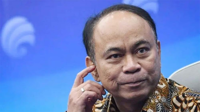 Netizen: Sekuat Apa Bapak Budi Bertahan?