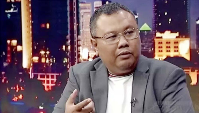 Hendri Satrio: Jika Ijazah Jokowi Terbukti Palsu UGM Bisa Bubar dan Indonesia Ditertawakan Dunia