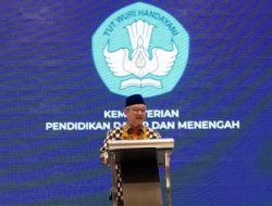 Guru Honorer Terima Bantuan Rp 300 Ribu mulai Bulan Depan