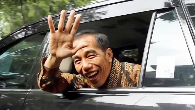 Jokowi Sudah Tak Punya Jurus Mengelak Lagi