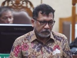 Terbukti Hasil Suap Perkara, Duit Rp 915 Miliar dan Emas 51 Kg Milik Zarof Ricar Disita untuk Negara