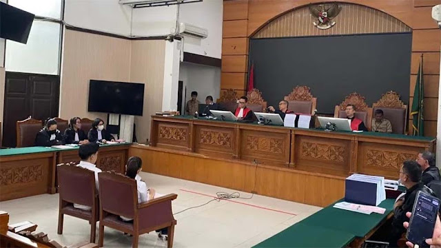 Nikita Mirzani Didakwa Peras Rp 4 Miliar ke Bos Skincare, Uang Tutup Mulut Dipakai Bayar KPR