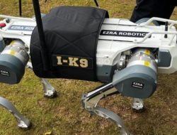 Vendor Blak-Blakan: Robot K-9 Yang Mejeng di HUT ke-79 Polri Buatan China, Harganya...