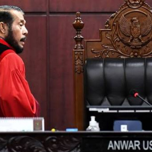 Paman Usman Paling Kecewa Jika Gibran Dimakzulkan