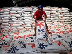 Bulog Jangan Main-main dengan Harga Beras