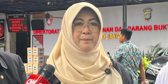 Dokter Tifa: Adanya Tersangka karena Ijazah Palsu Terbukti Palsu