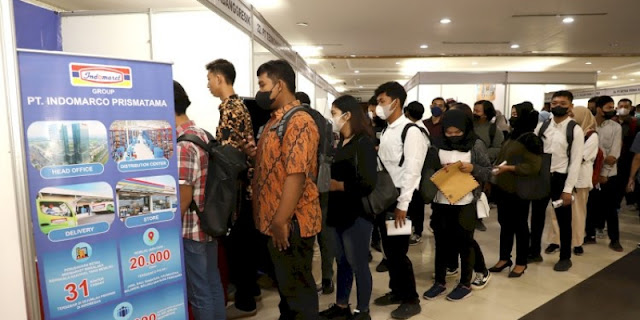 Advokat Luhut: Pengangguran Berhak Menggugat Pemerintah