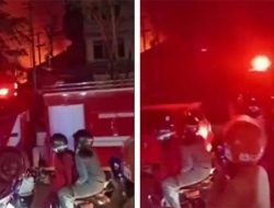 VIRAL Mobil Damkar Seruduk Mobil di Balikpapan, Petugas: Sopirnya Emak-emak, Tak Mau Kasih Jalan