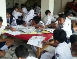 Banyak Anak SMP Belum Bisa Baca, DPR Khawatir Indonesia 2045 Bukan Emas Tapi Cemas