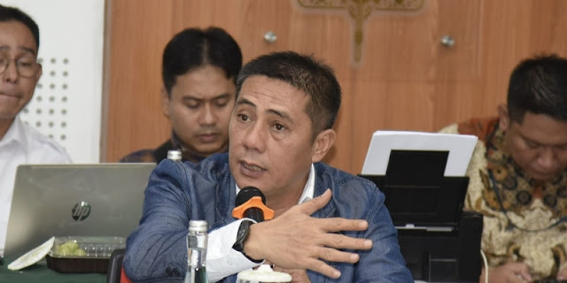 Dubes Jangan cuma Jago Politik!