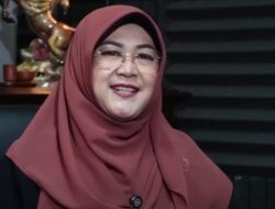 Dukung Prof Sofian Effendi Cabut Pernyataan soal Jokowi, Dokter Tifa: Untuk Hindari Hal Terburuk