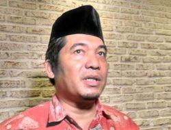 Pengamat: Jokowi dan Keluarga Panik Ditinggalkan Kawan dan Kena Kasus Bertubi-tubi