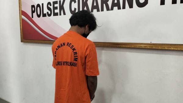 Pria di Bekasi Jual Pacar 17 Kali ke Lelaki Hidung Belang untuk Biaya Nikahi Korban