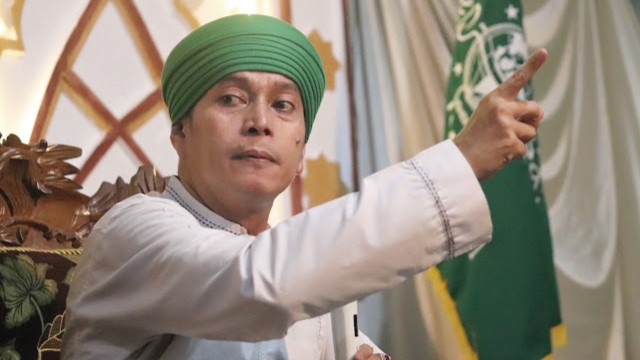 Kontroversial! Gus Abbas Buntet Tegaskan Ajaran Habaib Sesat, Masuk Neraka?