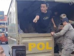 Viral Satpol PP Angkut Paksa Donasi Aksi Tolak Kenaikan PBB di Pati, Berujung Ricuh