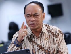 Jiwa Oportunis Budi Arie Berbahaya Bagi Prabowo