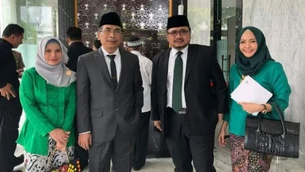 Yaqut Resmi Dicekal, KPK Dalami SK Kontroversialnya: Siapa Bos Besar Beri Perintah?