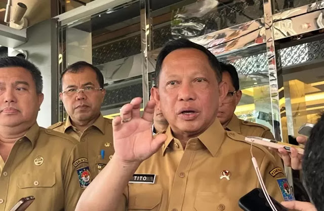 Mendagri Tito Bela Bupati Pati Jangan Dimakzulkan, Netizen: Rakyat yang Suruh Mundur!