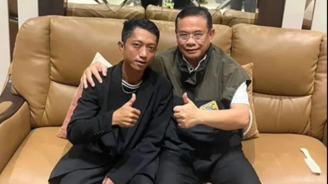Ahmad Husein Batalkan Demo Pati Jilid II Usai Dirangkul Sudewo, Respons Publik: Dapat Sangu Berapa Juta?