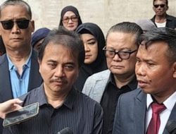 Roy Suryo: Laporan Jokowi Konyol
