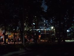 Area Mapolres Metro Bekasi Kota Mulai Gelap