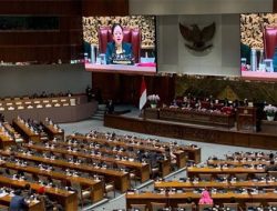 Formappi: Tarik Semua Anggota DPR yang Kabur ke Luar Negeri