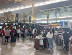 Jumlah Penumpang Penerbangan Internasional Melonjak Usai Memanasnya Demo