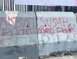 DPR Semakin Jauh dari Rakyat, Lebih Lengket dengan Istana